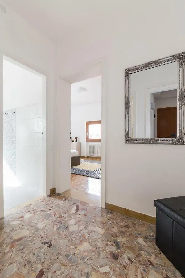 Residence On The Canal Veneza